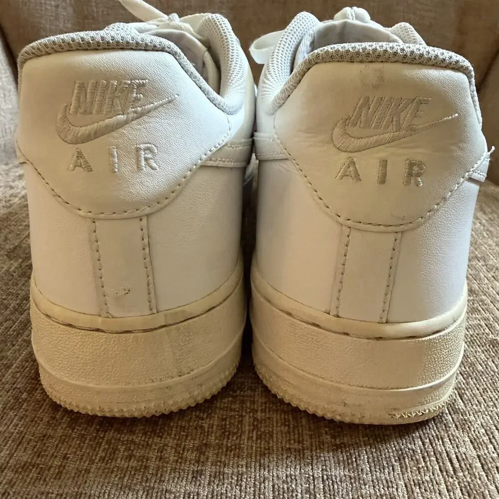 Nike Air Force 1 White Mens Low Top Shoes US 10 Casual AF1 ‘07 Leather Sneakers